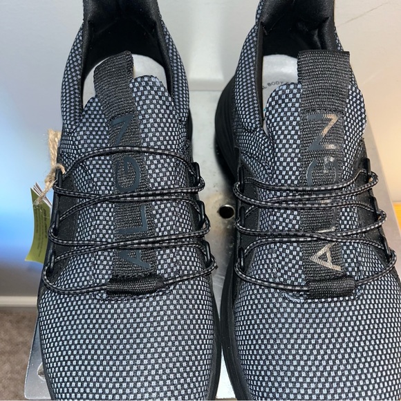 NWT ALIGN slip on sneakers from QVC women’s size 10 wide - Picture 8 of 13